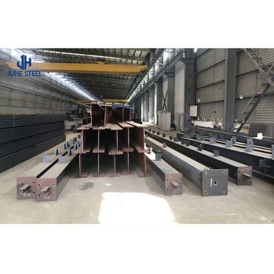 कम कार्बन स्टील Q235 Q345 जस्ती स्टील वेयरहाउस कार्यशाला हैंगर गैरेज संरचना