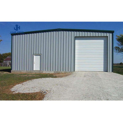 पोर्टेबल मेटल स्टील स्ट्रक्चर कार गैरेज बिल्डिंग With Doors And Solid H Shape Steel Beam